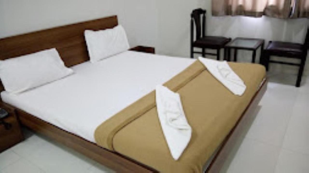 Hotel Avanti, Nashik Exterior photo